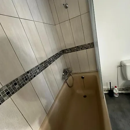 Apartament Le Studio New Yorkais - Centre - Wifi Niort